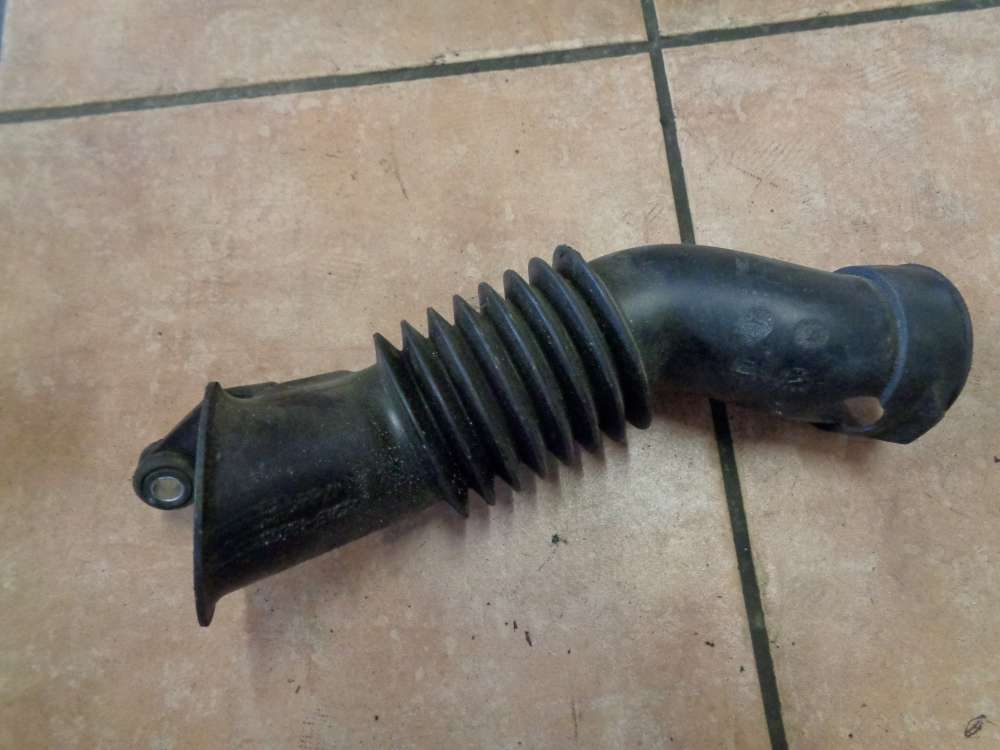 Daihatsu Sirion Luftrohr Ansaugschlauch 6909992480