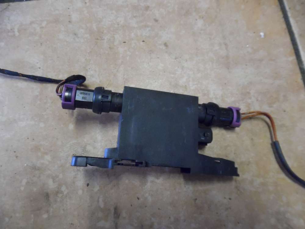 Audi A4 B5 Türschloss Heizelement Vorne Links 4A0959981
