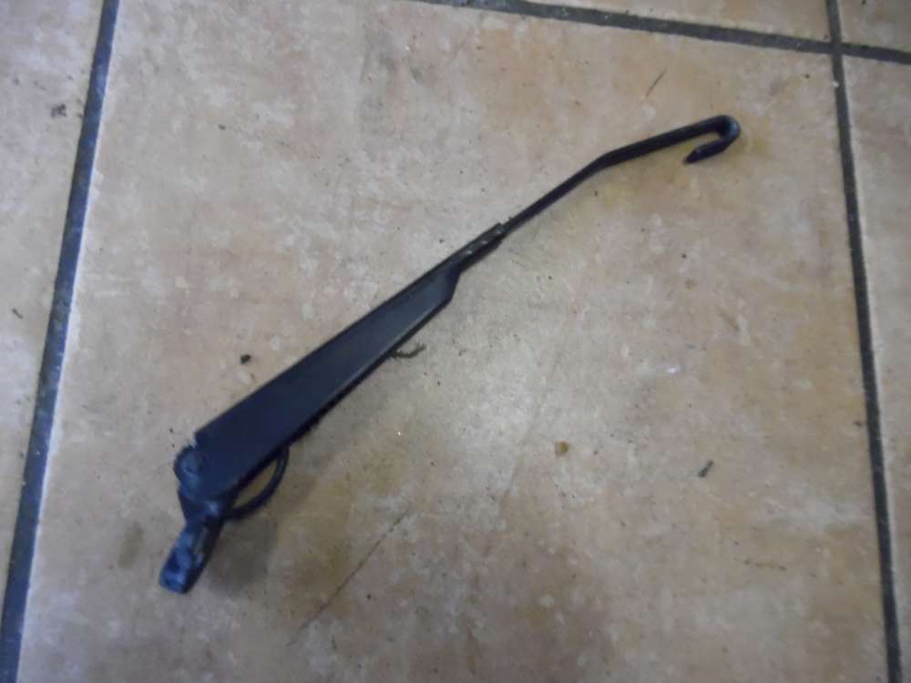 Ford Focus MK1 Wischerarm Hinten XS41A17406