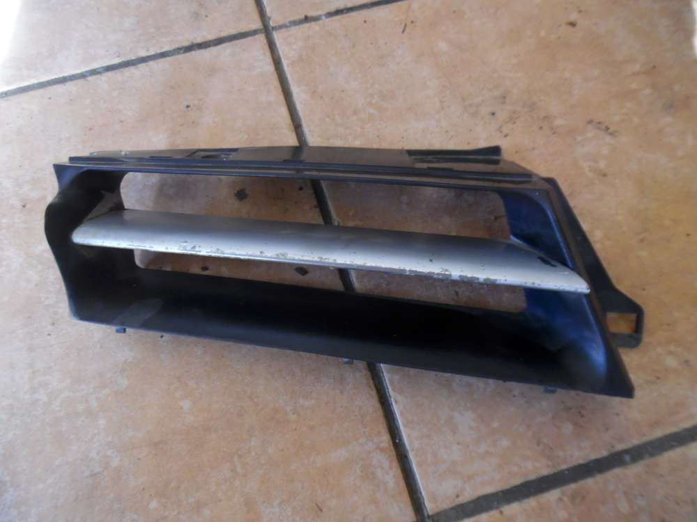 Alfa Romeo 156 Grill unten Stoßstange Rechts 156017391