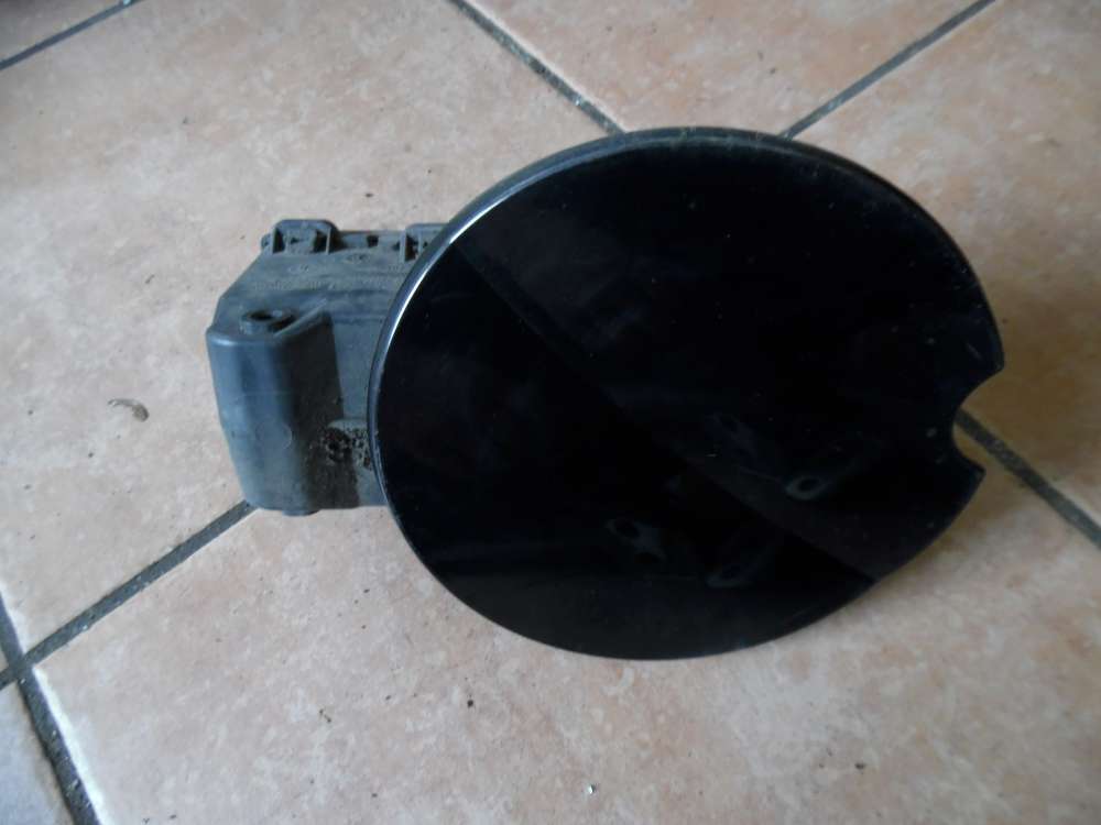 Renault Twingo II Tankklappe Tankdeckel 8200637765 Schwarz NV676