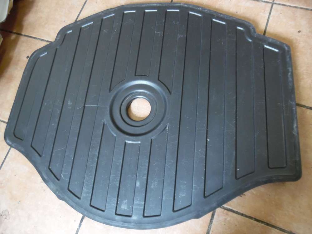 Audi A4 8E Verkleidung Abdeckung Reserverad 8E9863547