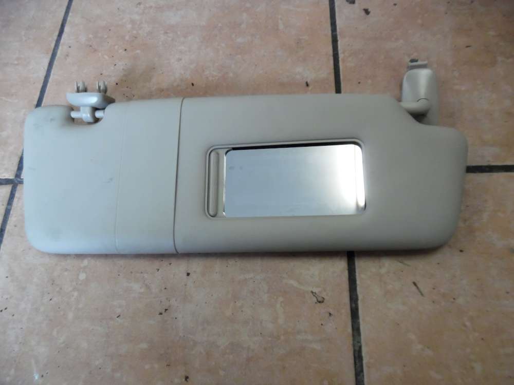 Audi A4 8E Sonnenblende mit Spiegel Rechts 8E0857552