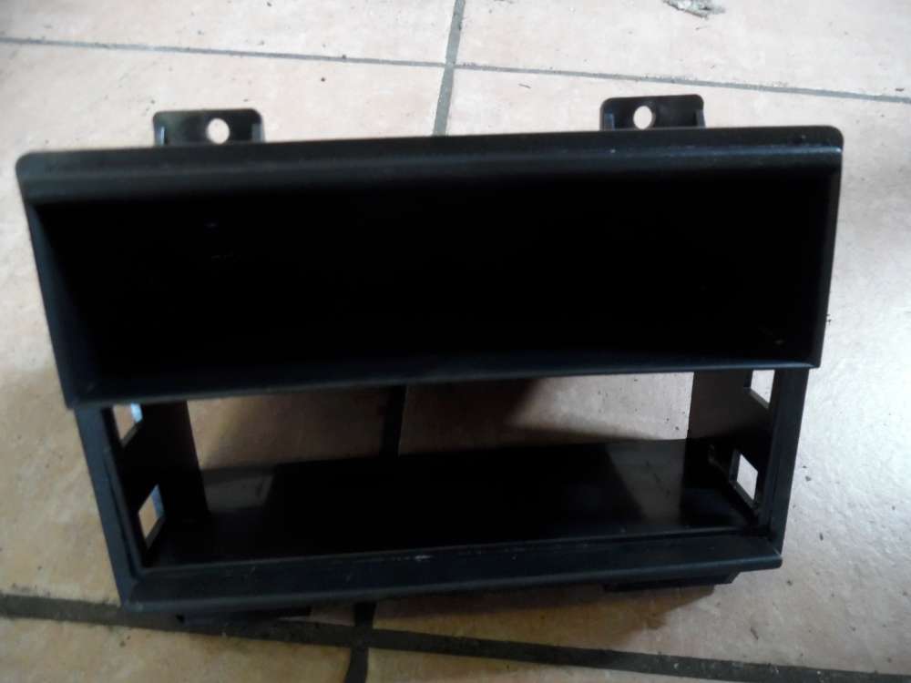 Ford Fiesta V Radiosrahmen Ablagefach Armaturenbrett 2S6J18933