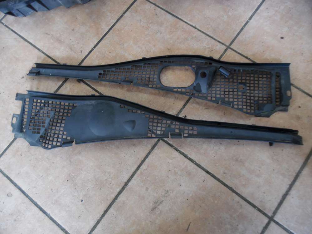 Dacia Sandero Verkleidung Abdeckung Windlauf 8200825457 8200294316
