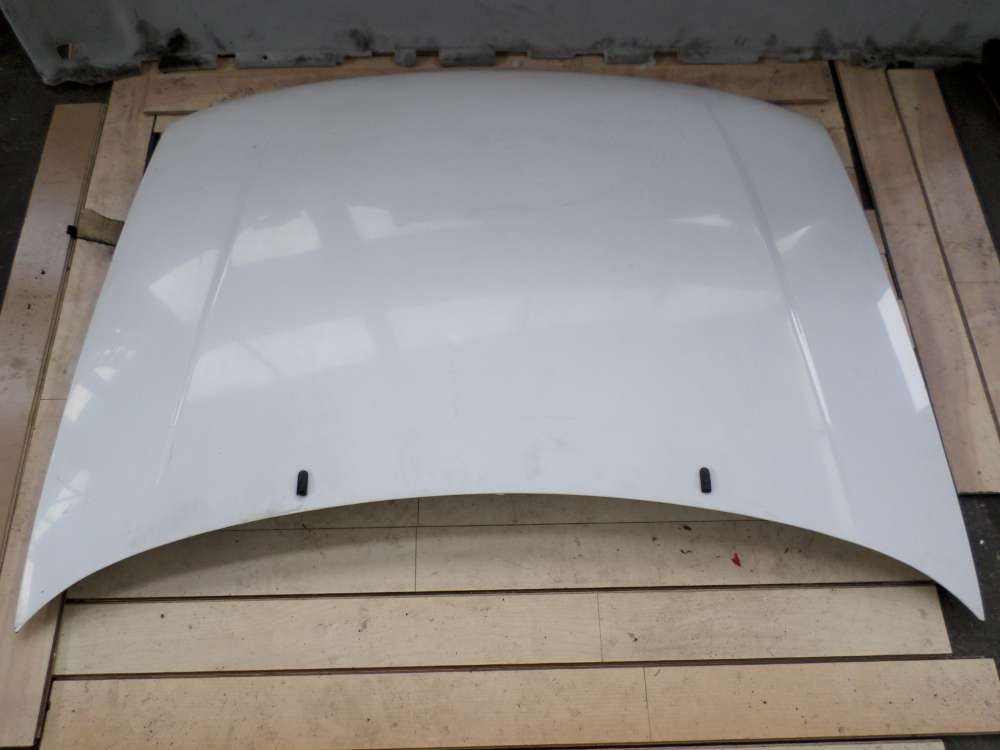 Peugeot Partner Motorhaube Farbe : Wei?