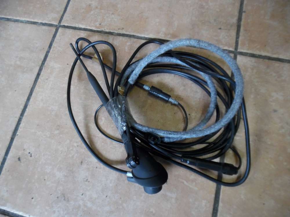 Renault Clio II Antennenfuß Antennenkabel 8200077690