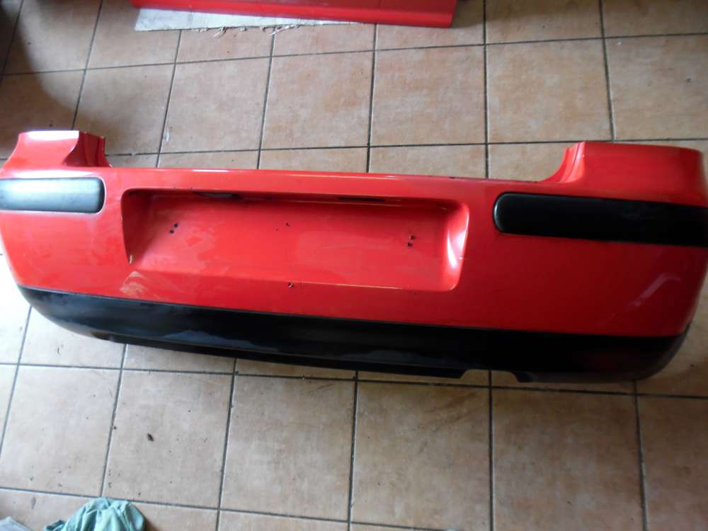 VW Golf 4 Stoßstange Hinten Rot Farbcode : LP3G