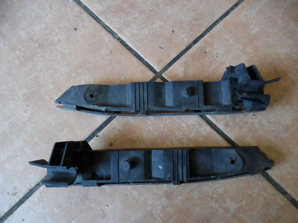 AUDI A3 8L Stoßstangen Halter Führung Vorne Re / Li 8L0807183 8L0807184