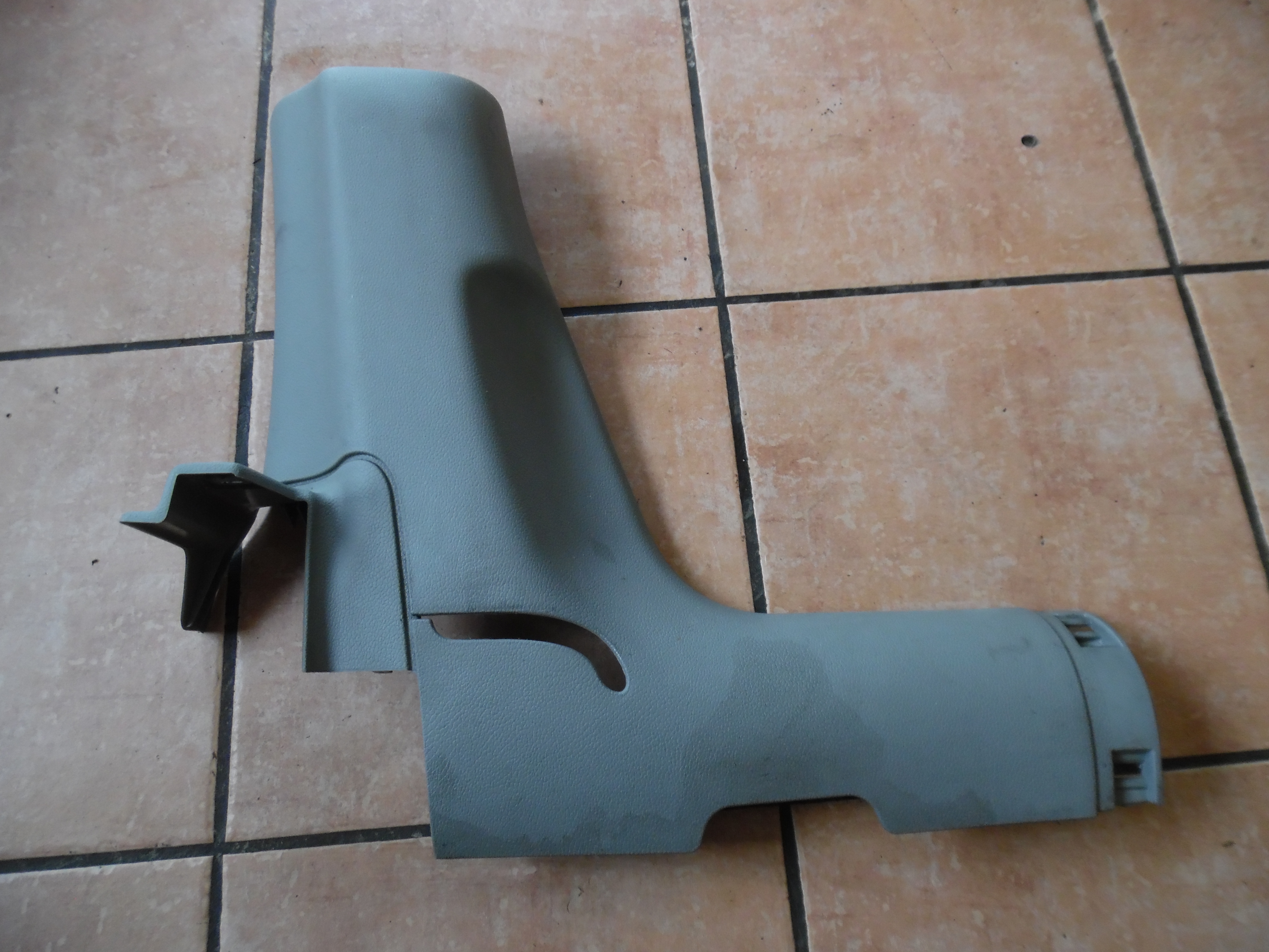 Renault Kangoo B-S?ule Verkleidung Links 7700304780