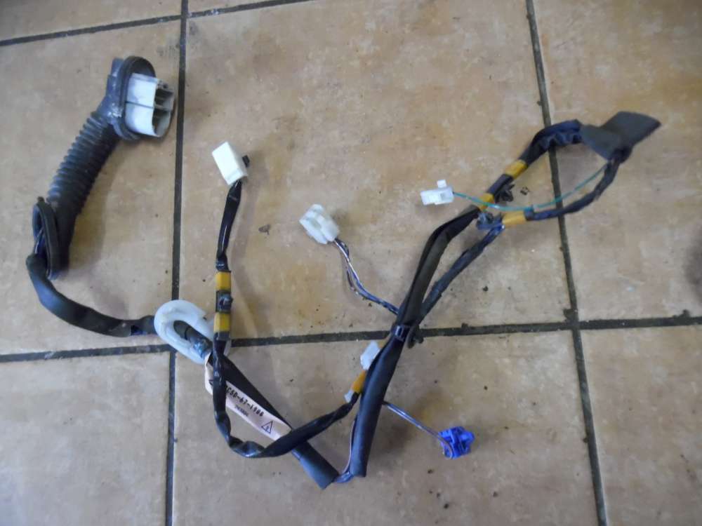 Mazda 323 BA Türkabelbaum Kabelbaum Vorne Links BC5D-67-190B