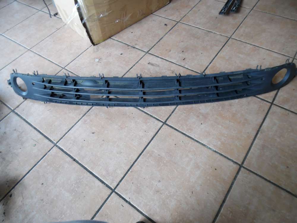 Opel Corsa C Gitter Grill für Stoßstange Vorne 09116133