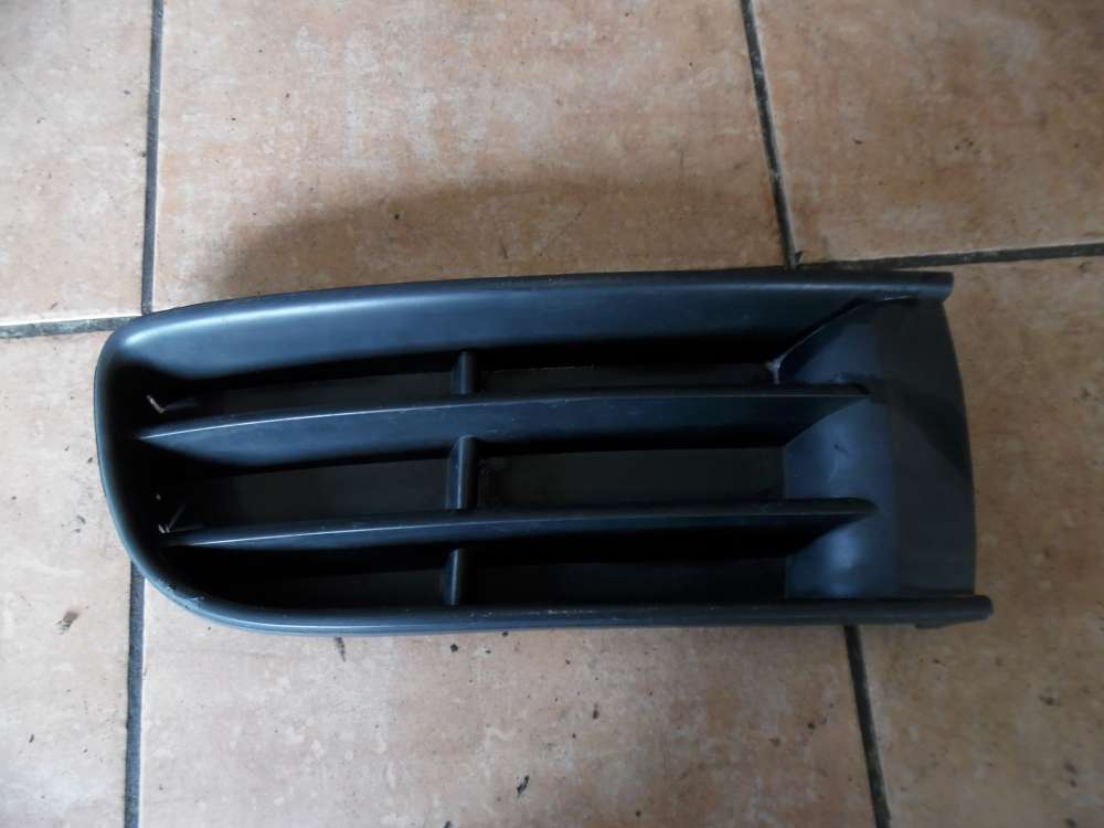 VW Polo 9N Stoßfänger Lüftungsgitter Vorne Rechts 6Q0853666