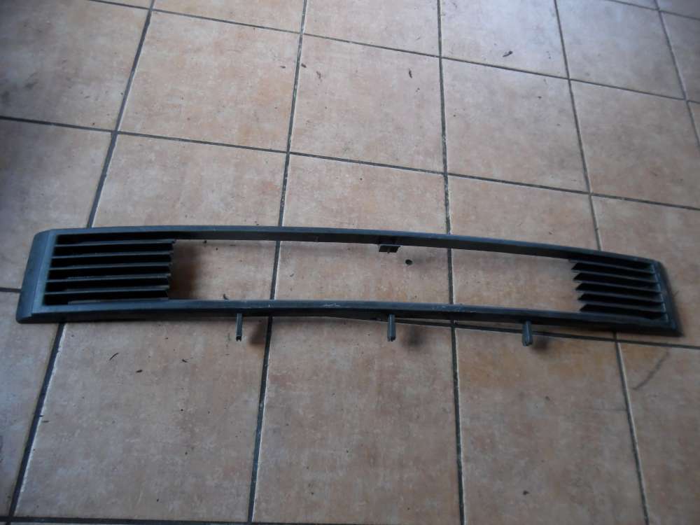 VW Bus T3 Kühlergrill Kühler Grill unten 251853663