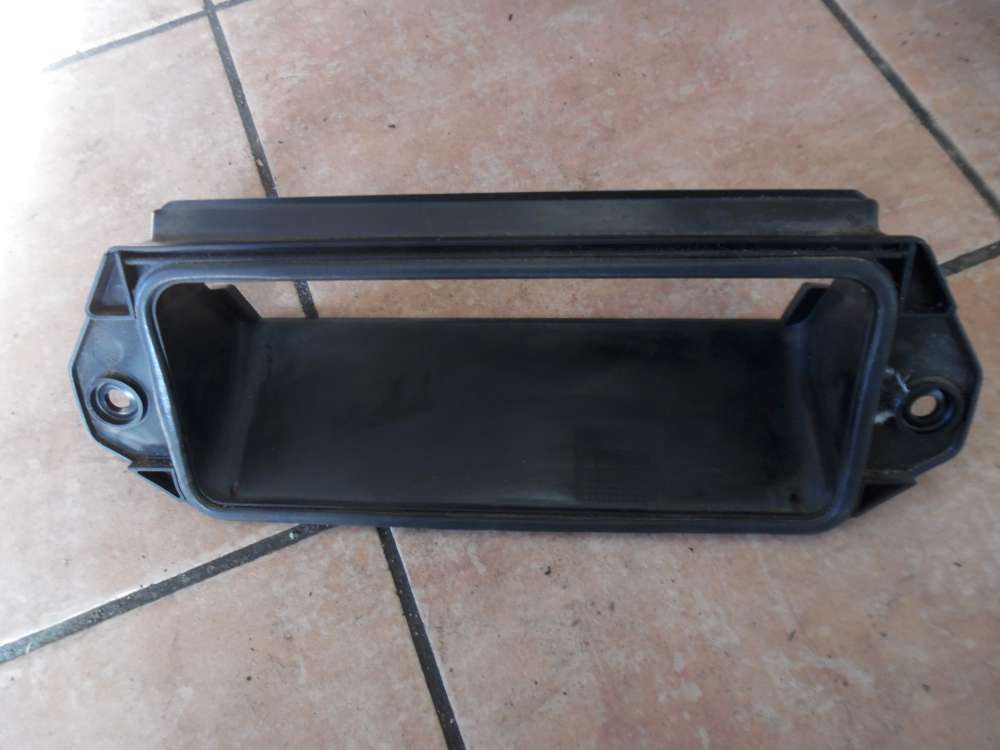 Opel Corsa D Lufteinlass Innenraumfiltergehäuse 13202063