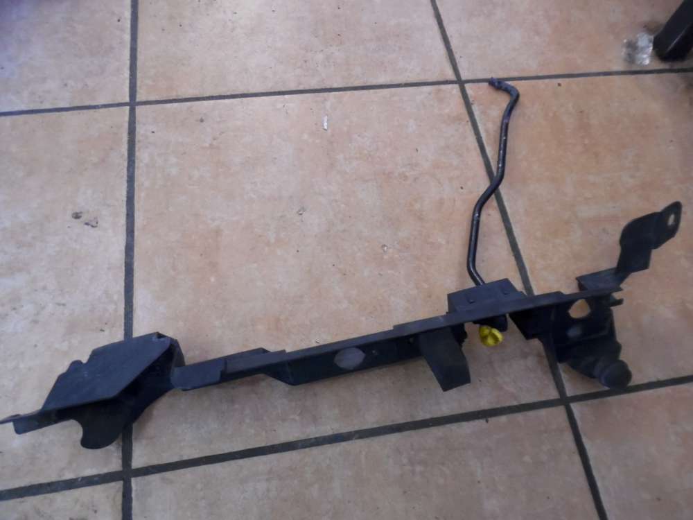 Opel Corsa D Verkleidung Motorhaubenhalter Haubenhalter Links 13266903