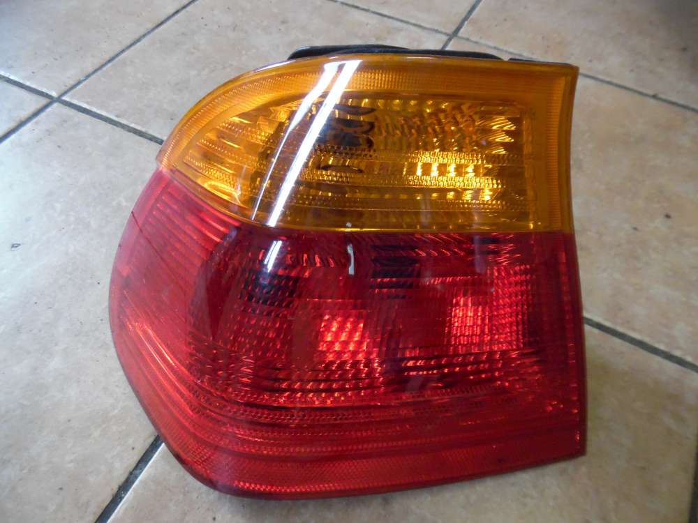 BMW 3-er E46 Rückleuchte Rücklicht Links 8364921