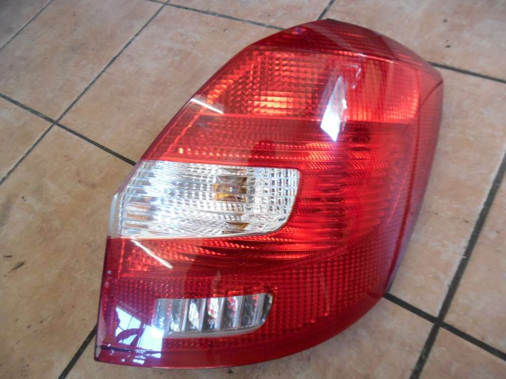 Skoda Fabia II Rückleuchte Hinten Rechts 5J6945096