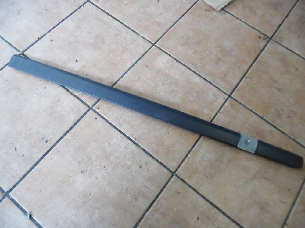 Renault Clio III Zierleiste Türleiste Vorne Rechts 8200289913