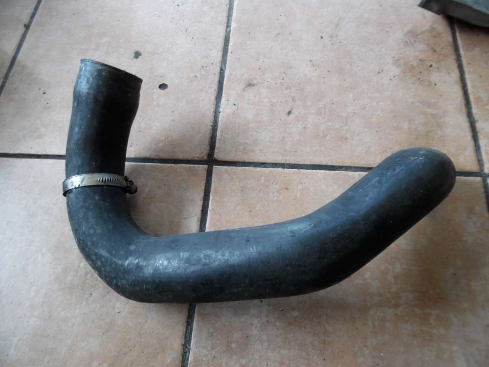 Audi A6 4B Druckschlauch Ladeluftschlauch 4B0145737