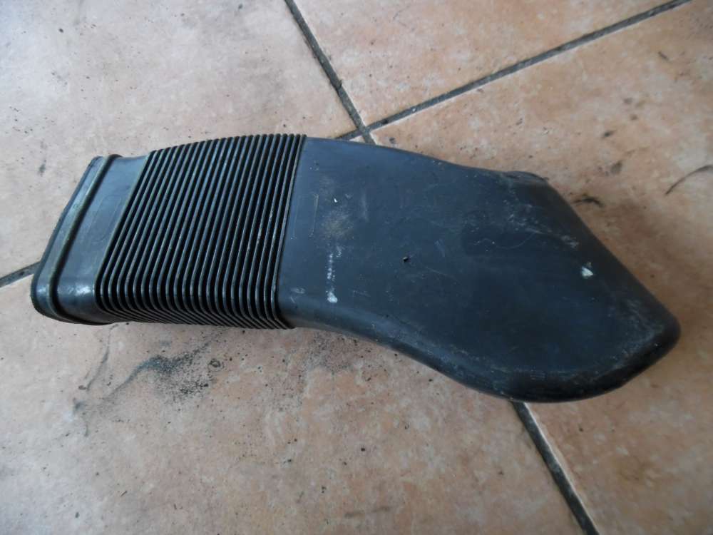 Audi A6 4B Ansaugschlauch Luftfilter 8D0129617