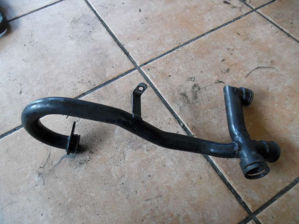 Audi A6 4B Kühlleitung Kühlschlauch 059121083A