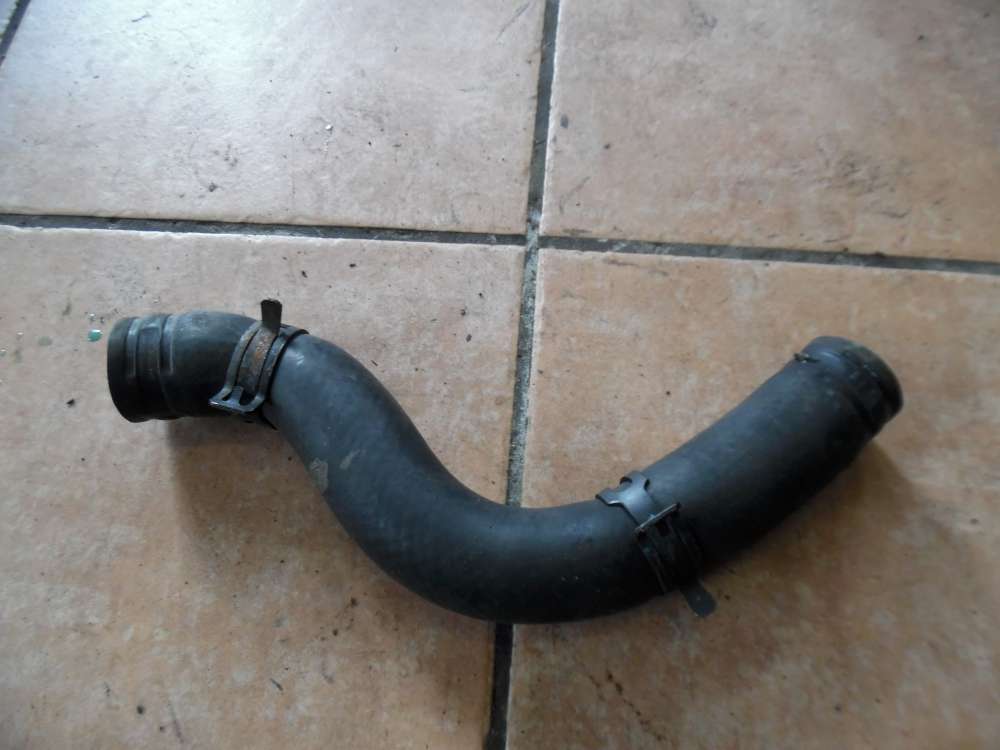 Kia Carens III Wasserschlauch Kühlwasserschlauch