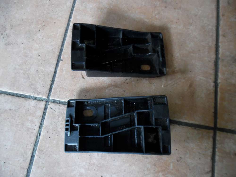 Mercedes-Benz C-Klasse W202 Stoßstange Halter Hinten Re / Li 2028800630