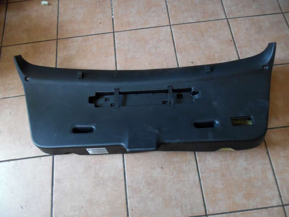 BMW 3er E46 Verkleidung Heckklappe Kofferraumdeckel 7036181