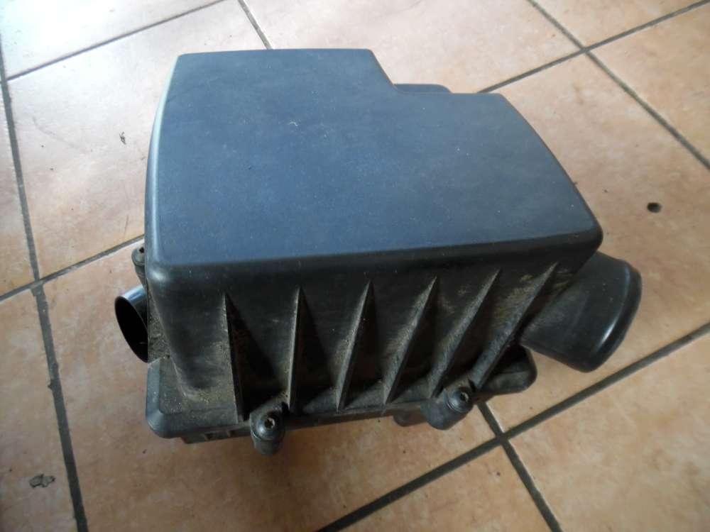 Opel Corsa D Luftfilterkasten 55557185