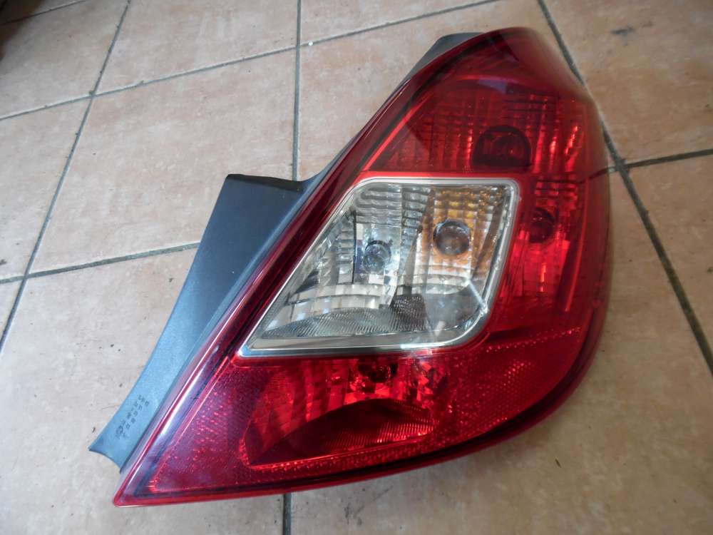 Opel Corsa D Rückleuchte Rücklicht Rechts 89037887