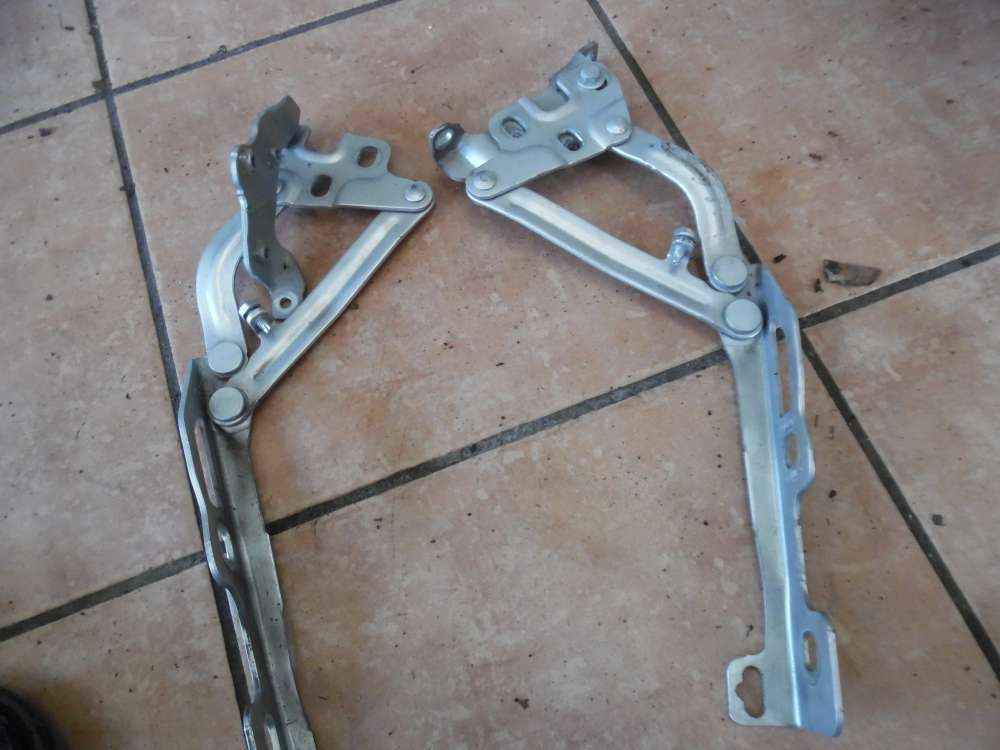 Opel Corsa D Motorhaubenschanier Schanier 13186899 13311902