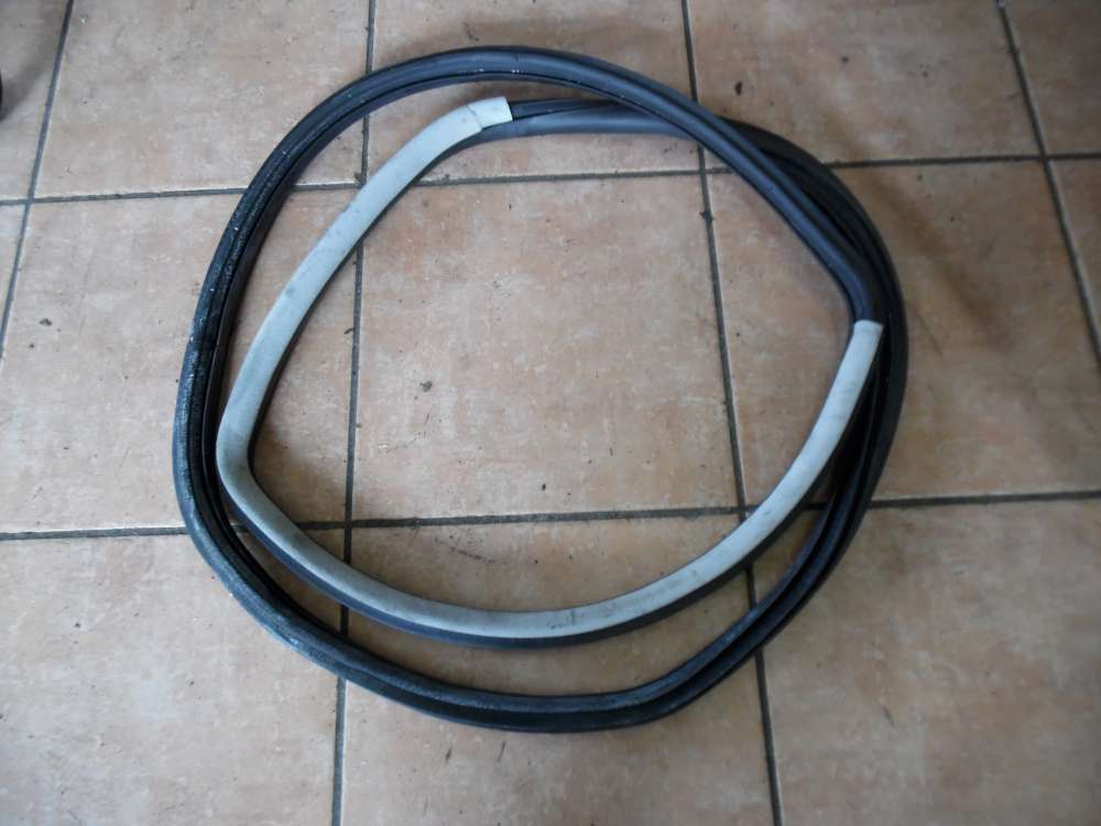 VW Golf IV Türdichtung Dichtung innen Vorne Links 1J4867365