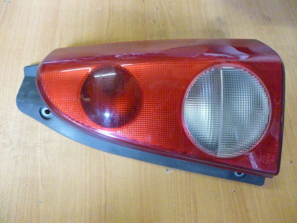 Opel Agila Bj.2004 Rückleuchte Rücklicht Heckleuchte Rechts 09204254