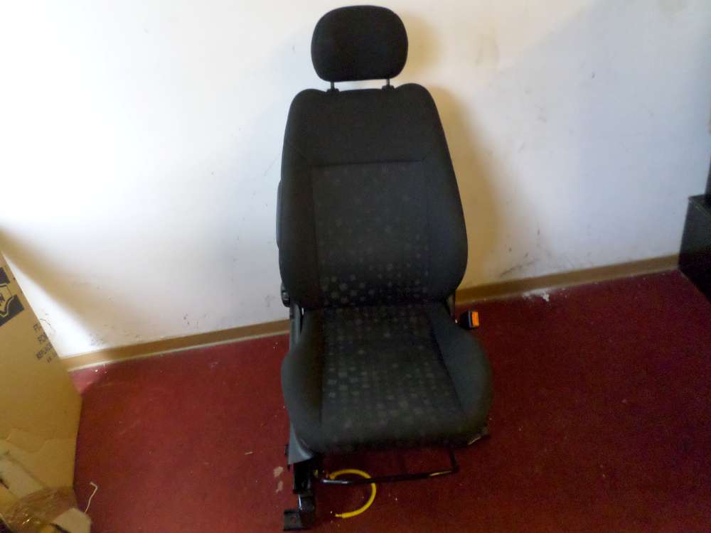 Opel Agila A H00 5-Türer Sitz Vorne Rechts Stoff
