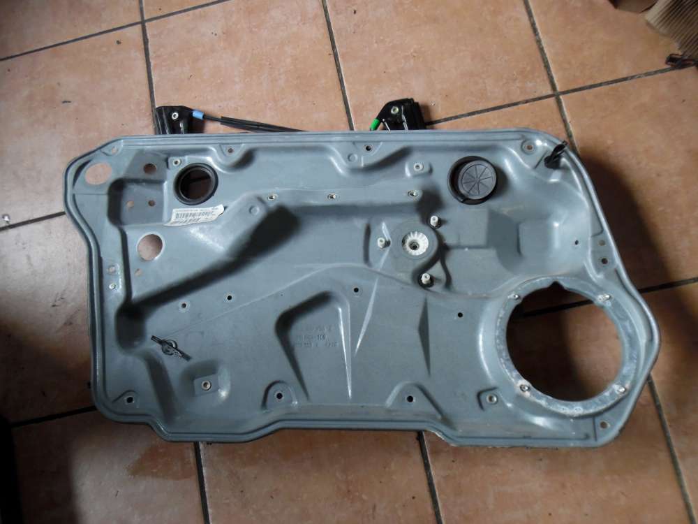 VW Golf IV Fensterheber Vorne Links 1J4837755