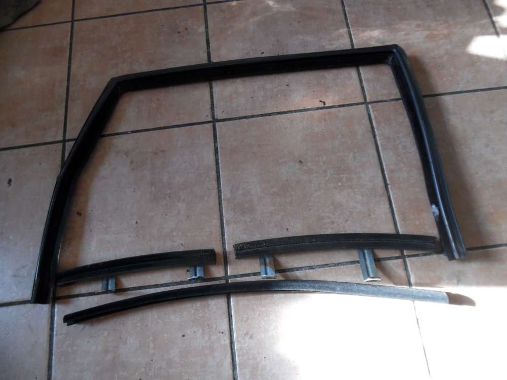 Chrysler PT Cruiser Fensterdichtung Scheibendichtung Hinten Rechts