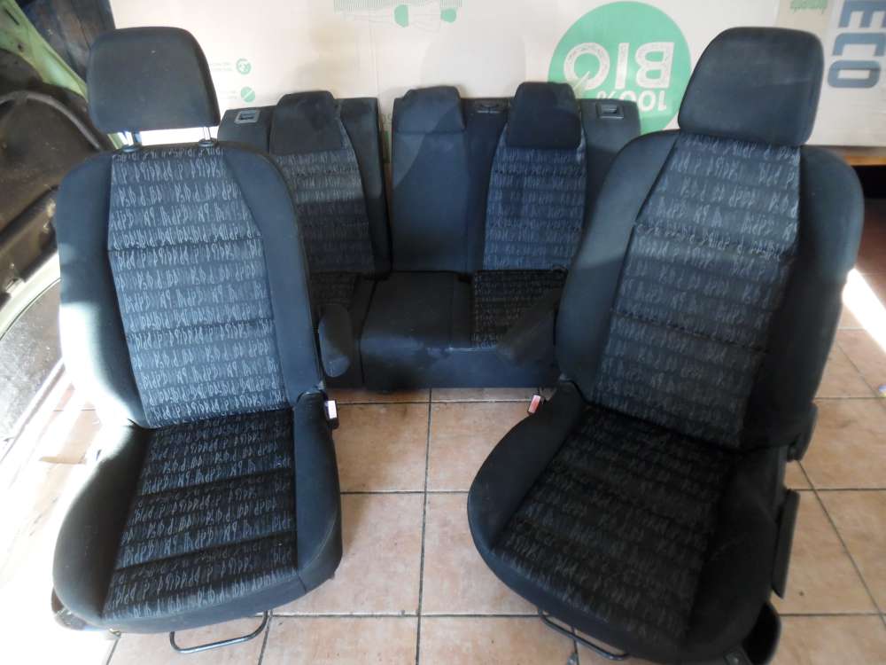 Peugeot 307 Sitze Innenausstattung Schwarz Stoff