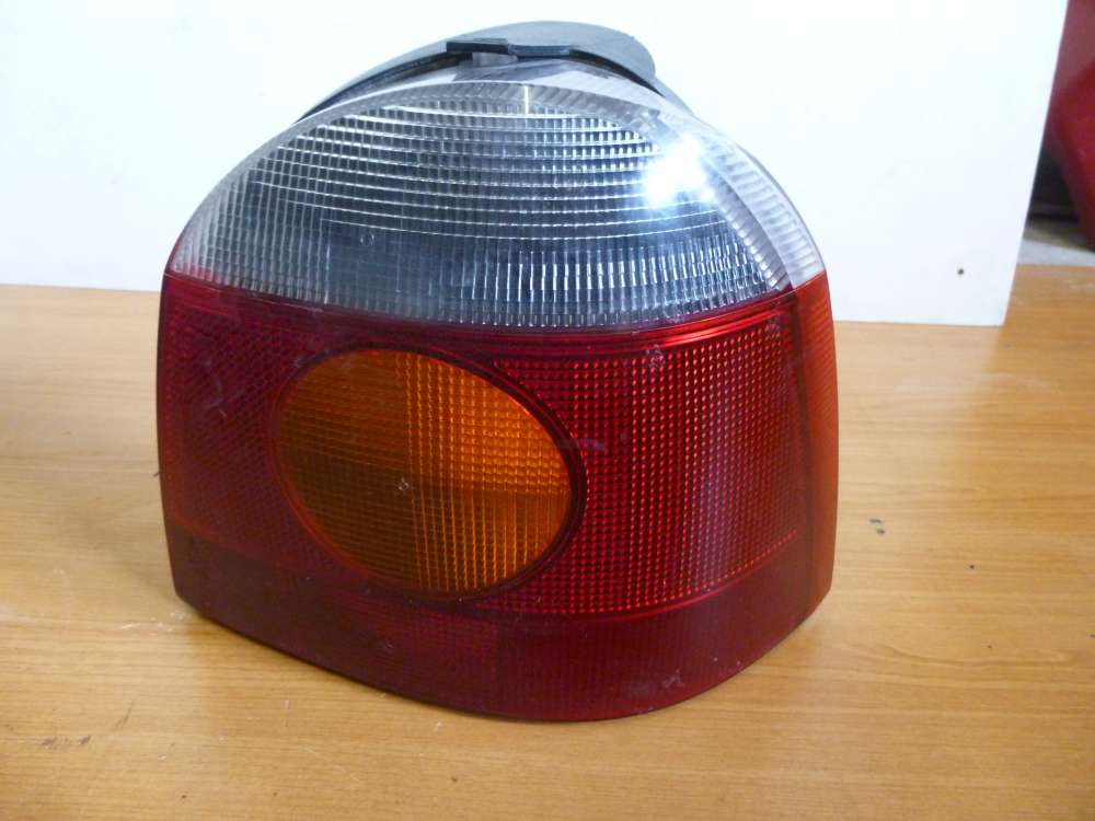 Renault Twingo I C06 Heckleuchte Rückleuchte Rechts 7700820014