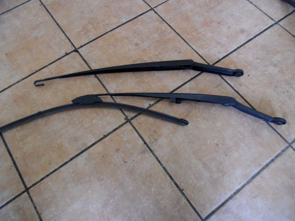 BMW E46 3er Wischerarme Vorne 7003931 / 7007128