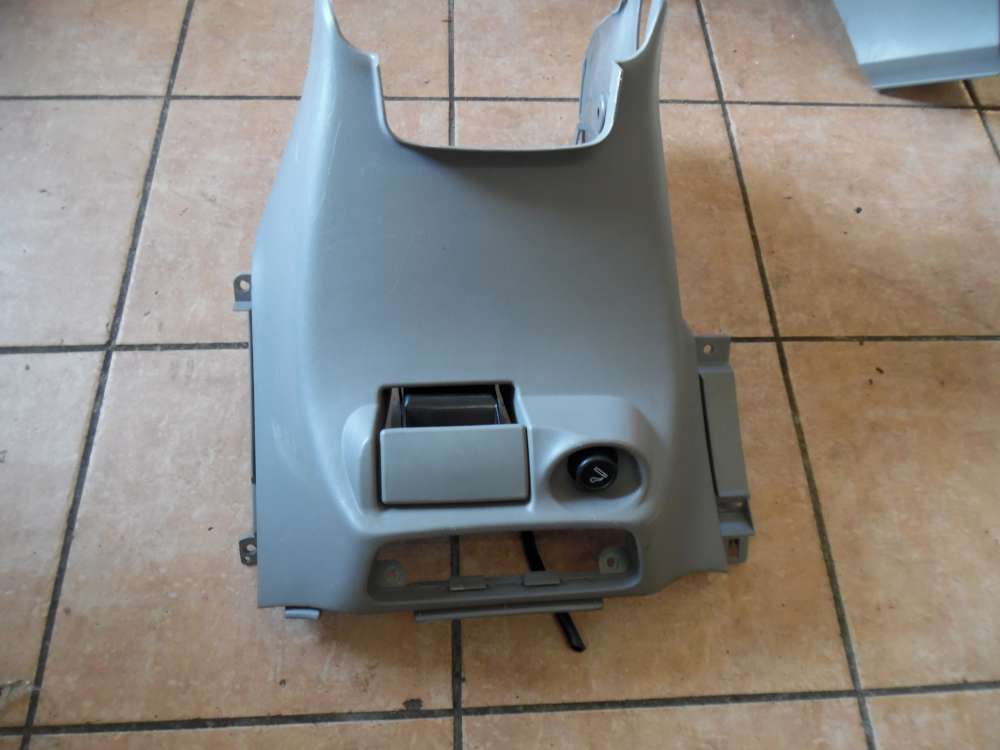 Nissan Almera Tino Mittelkonsole mit Aschenbecher 68204-BU200
