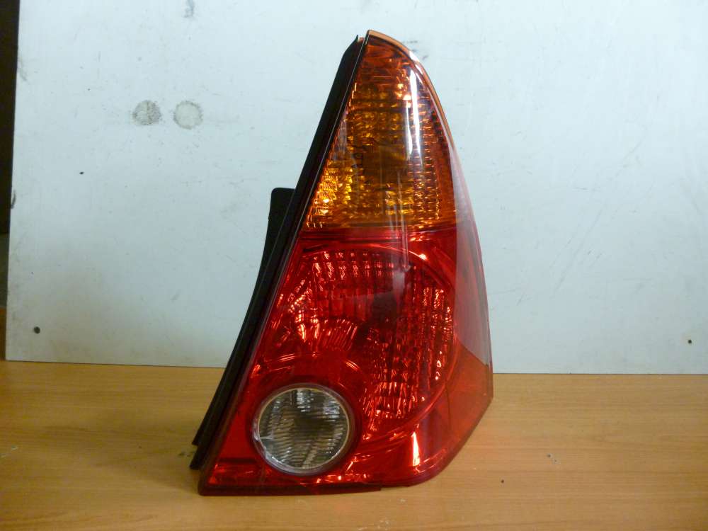 Daihatsu YRV Bj 2002 Rückleuchte Heckleuchte Hinten Rechts Beifahrerseite