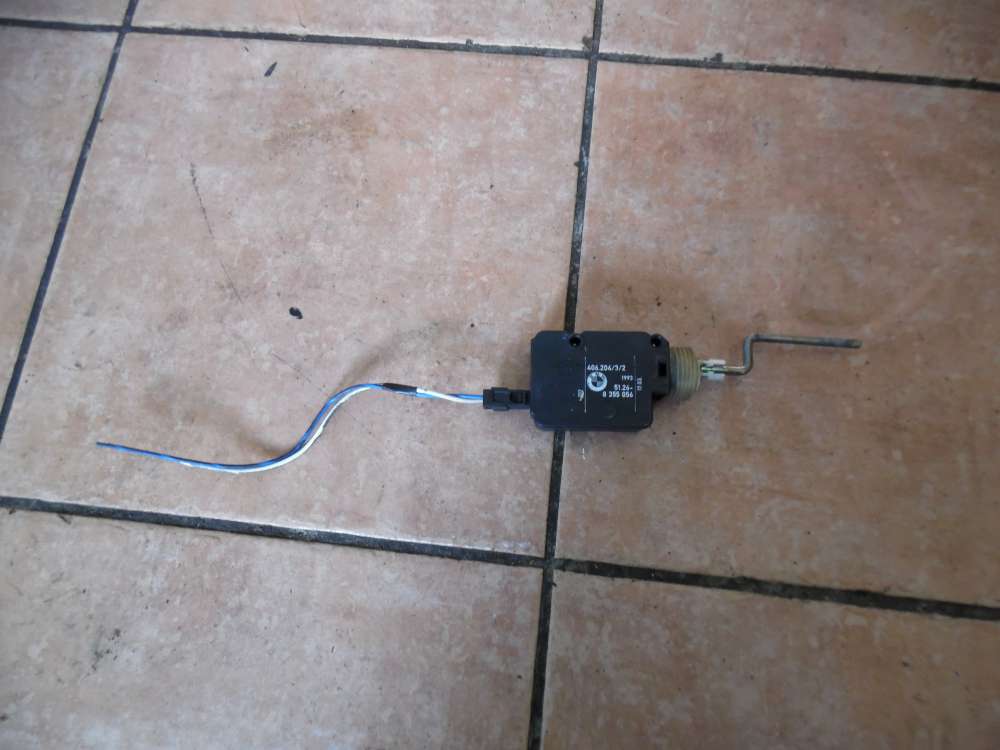 BMW E34 Stellmotor Zentralverriegelung Tankklappe 8355056