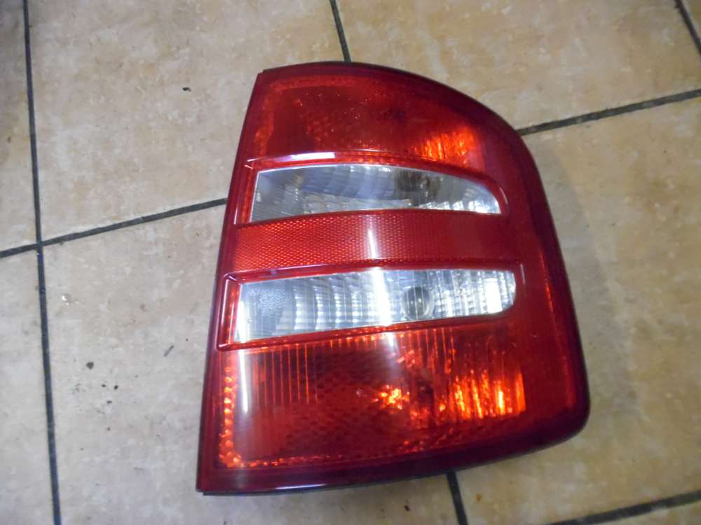 Skoda Fabia 6Y Rückleuchte Rechts 6Y9945096