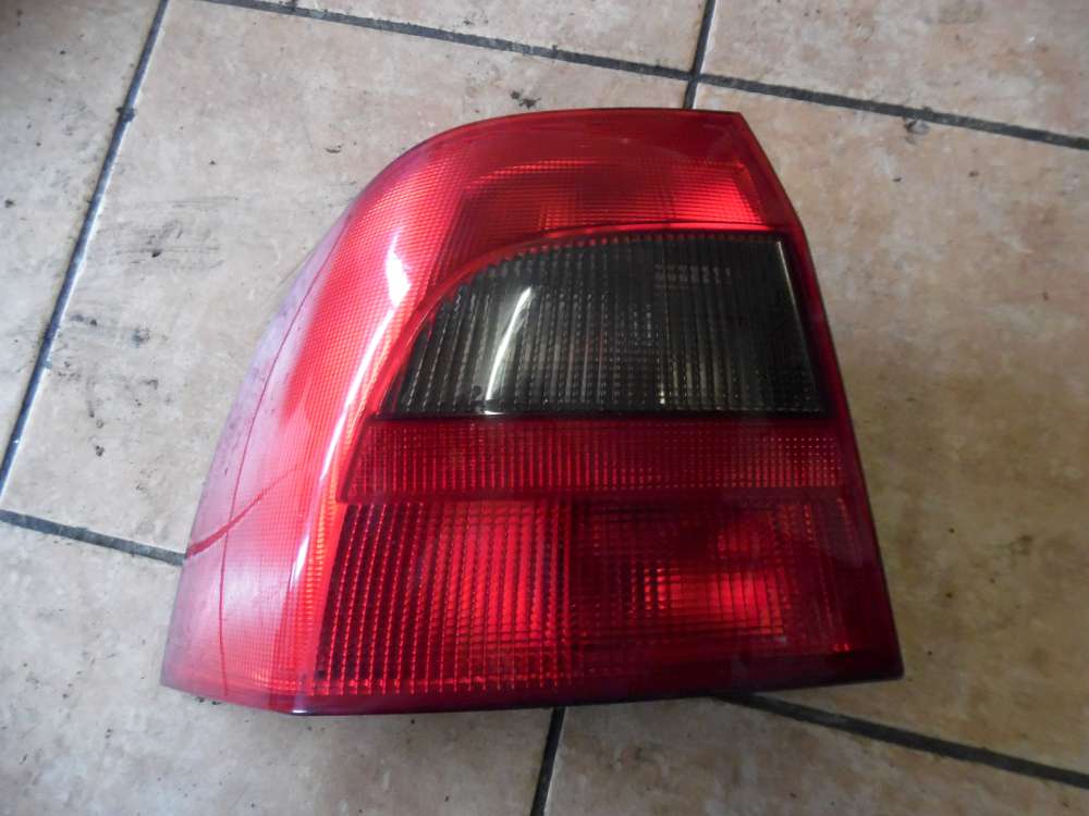 Opel Vectra B Limousine Rücklicht Rückleuchte Links