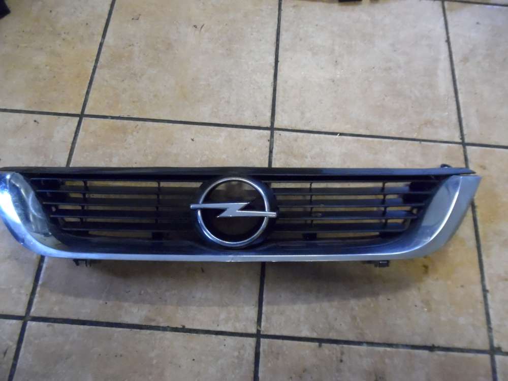 Opel Vectra B Grill Kühlergrill 09152352