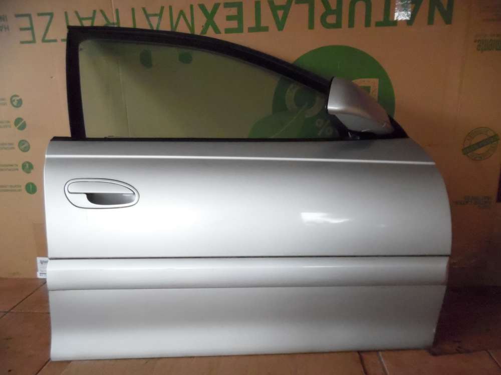Opel Omega B Kombi Tür Vorne Rechts Silber Farbcode : Z157