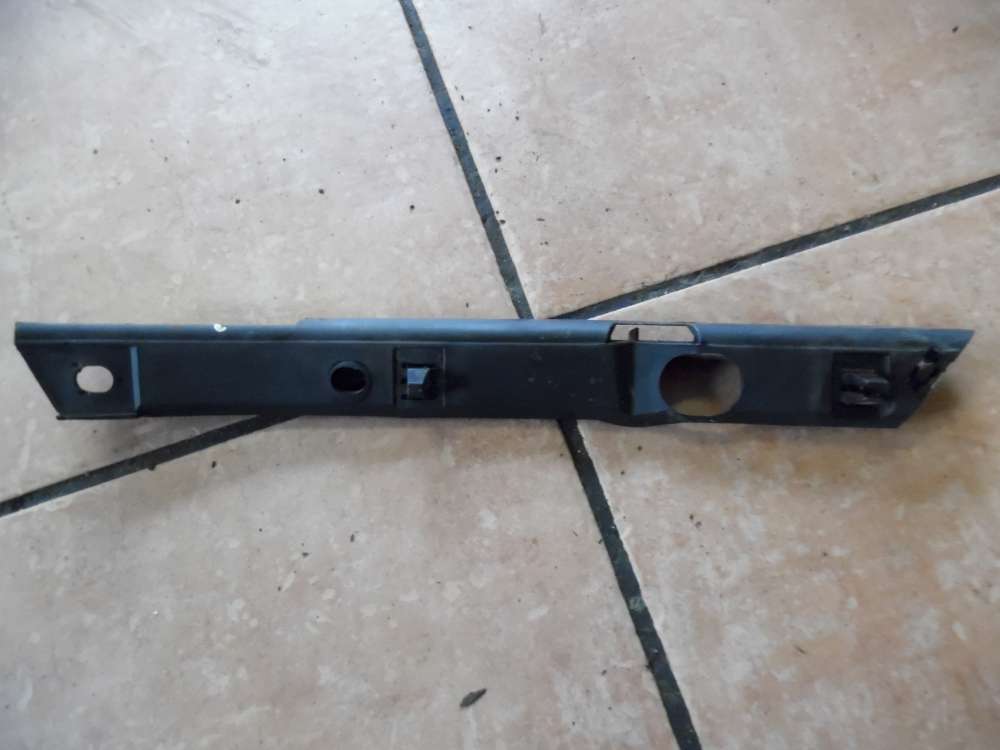 Opel Omega B Kotflügelhalter Halter Rechts 90458190