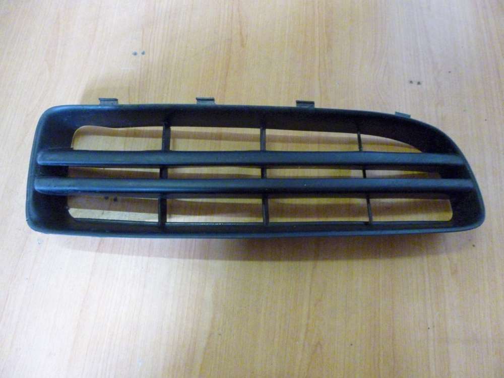 Skoda Octavia 1U Blende Stoßstangengitter Vorn Rechts 1U0807368