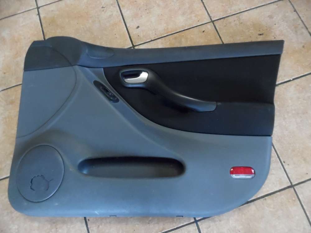 Seat Leon 1M Türverkleidung Türpappe Vorne Rechts 1M867012